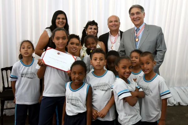 Governo de Minas Gerais entrega Medalha JK em Diamantina