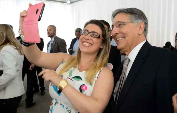 Governador entrega 131 veículos para a saúde e anuncia obras na BR-491 durante o Fórum Regional de Governo no Território Sul