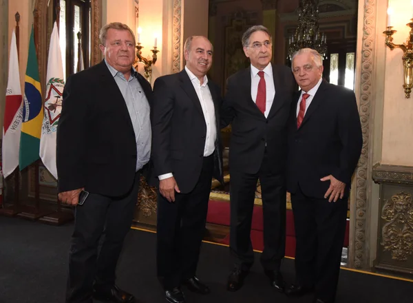 Fernando Pimentel assina termo de cooperação técnica com o Sebrae