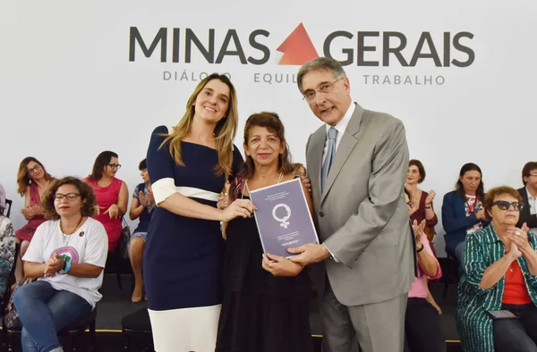No Dia Internacional da Mulher, governador Fernando Pimentel anuncia ações voltadas às mineiras