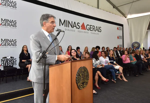 No Dia Internacional da Mulher, governador Fernando Pimentel anuncia ações voltadas às mineiras