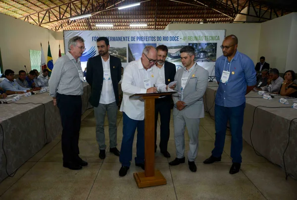 Governo de Minas Gerais anuncia repasse de R$ 390 milhões para municípios da região do Rio Doce