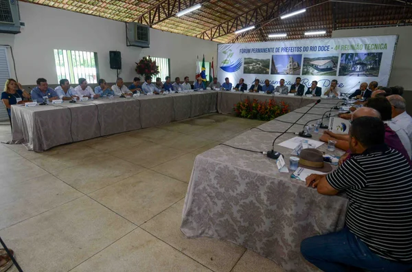Governo de Minas Gerais anuncia repasse de R$ 390 milhões para municípios da região do Rio Doce