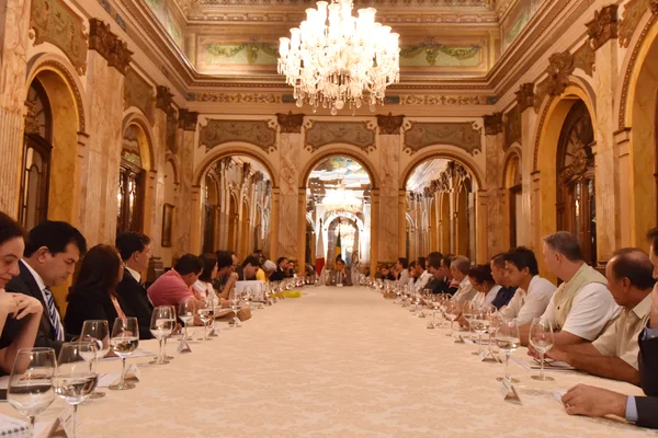 Fernando Pimentel recebe produtores de Queijo Minas Artesanal no Palácio da Liberdade