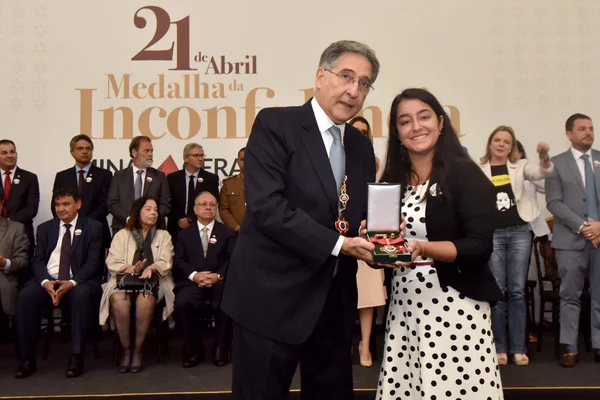Cerimônia de entrega da Medalha da Inconfidência em Ouro Preto