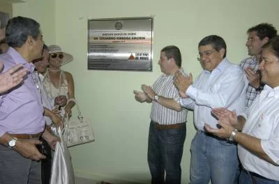 Solenidade de inauguração da Unidade Básica de Saúde em Almenara