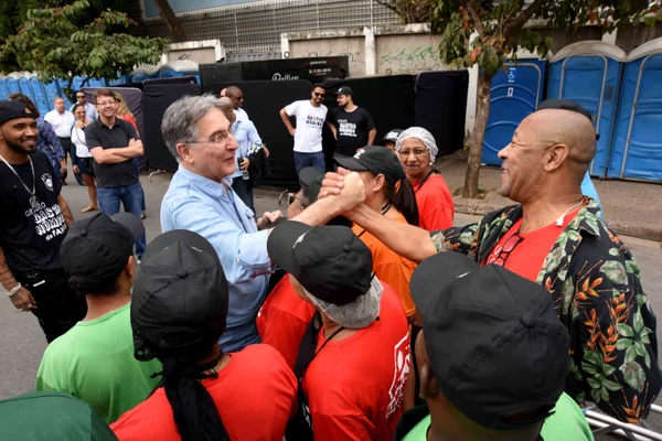 Fernando Pimentel visita o Circuito Gastronômico de Favelas