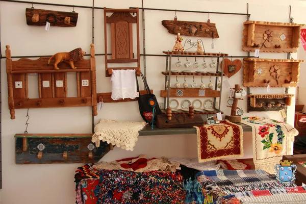 Lojas físicas e feiras itinerantes dão impulso à economia popular solidária em Minas Gerais