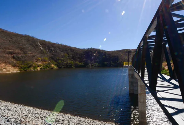 Fernando Pimentel faz visita inaugural à obra de ampliação da barragem do rio Viamão