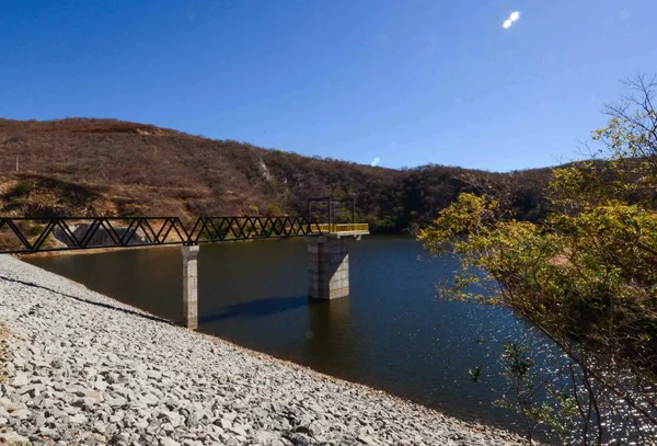 Fernando Pimentel faz visita inaugural à obra de ampliação da barragem do rio Viamão