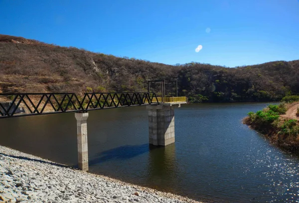 Fernando Pimentel faz visita inaugural à obra de ampliação da barragem do rio Viamão