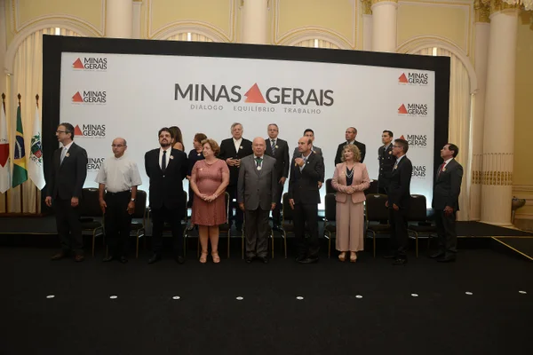 Medalha Calmon Barreto homenageia personalidades de destaque da cultura e do turismo