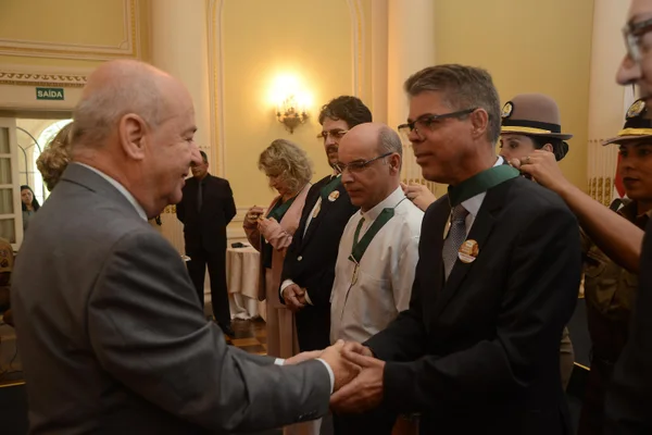 Medalha Calmon Barreto homenageia personalidades de destaque da cultura e do turismo