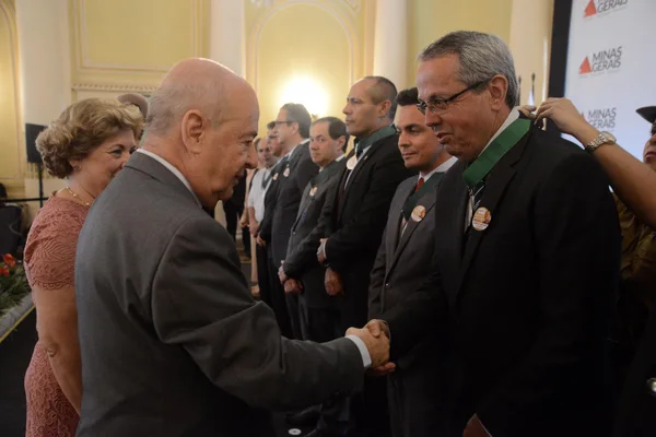 Medalha Calmon Barreto homenageia personalidades de destaque da cultura e do turismo
