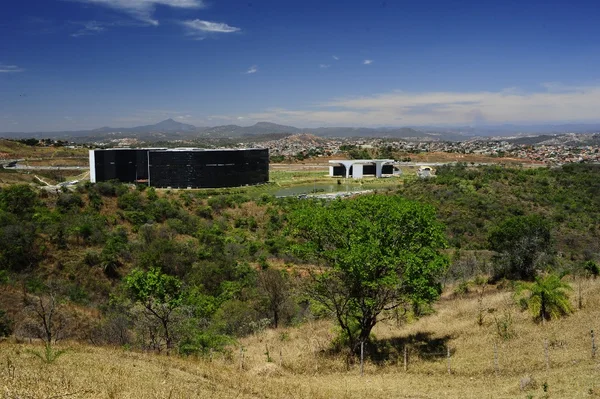 Seis trilhas temáticas apresentam os recursos naturais existentes no Parque Estadual Serra Verde