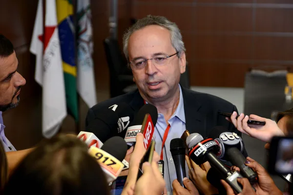Governador apresenta reforma administrativa que deve gerar economia de R$ 1 bilhão durante mandato
