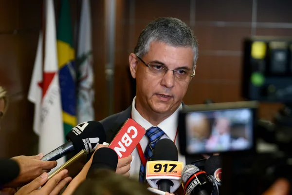 Governador apresenta reforma administrativa que deve gerar economia de R$ 1 bilhão durante mandato