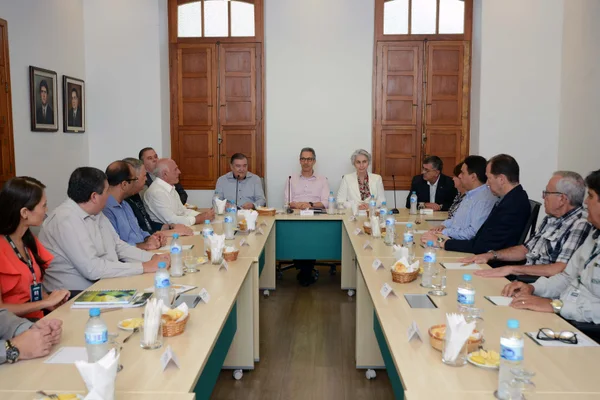 Romeu Zema participa de reunião na Faemg e destaca importância do agronegócio mineiro