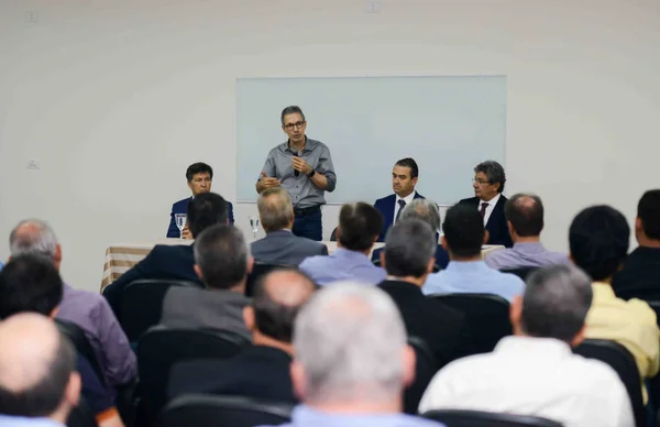 Romeu Zema teve encontro com empresários da região