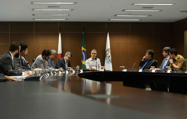 Governador quer agilidade jurídica para garantir indenização às vítimas em Brumadinho