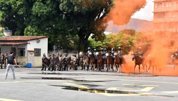 Vice-governador visita o Comando de Policiamento Especializado