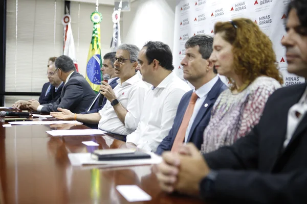 Governador anuncia medidas de apoio a cidades atingidas pela chuva