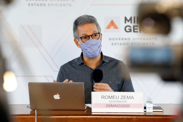 Governador anuncia pagamento do 13º a servidores que ainda não tinham recebido benefício