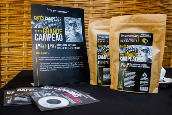 Romeu Zema participa de lançamento de linha de cafés especiais produzidos em Minas