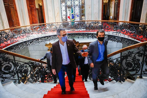 Governador Romeu Zema recebe embaixador da Bélgica no Brasil