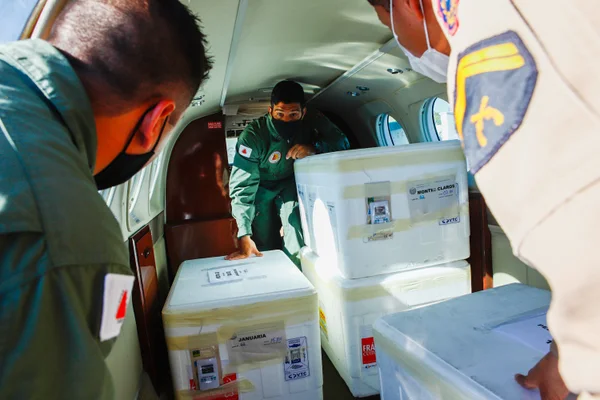 Governo de Minas distribui mais 356,3 mil doses de vacinas contra covid-19