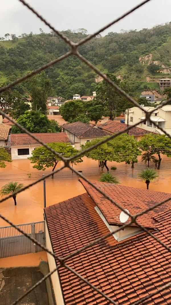 Governo de Minas atua em cidades atingidas pelas chuvas