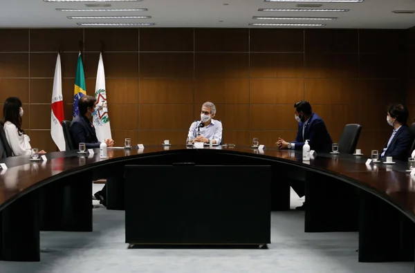 Posse do novo secretário de Estado de Saúde, Fábio Baccheretti