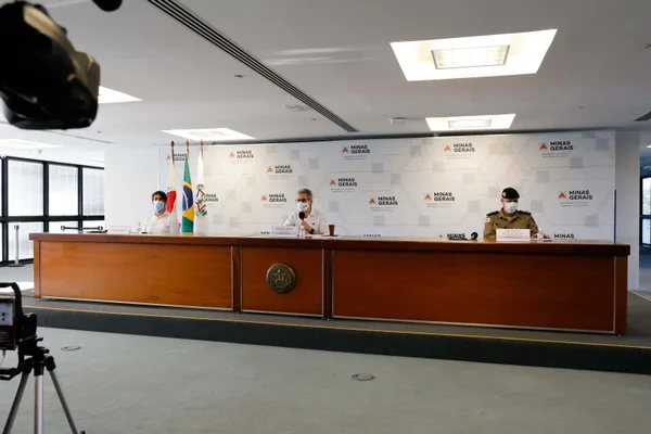 Coletiva - Governador Romeu Zema anuncia onda roxa em todo o estado