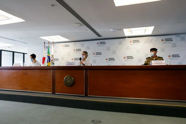 Coletiva - Governador Romeu Zema anuncia onda roxa em todo o estado