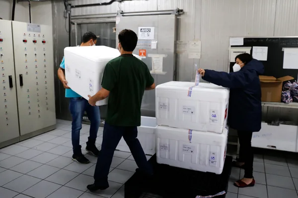 Minas recebe 542.550 novas doses de vacinas contra covid-19
