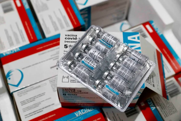 Minas recebe 542.550 novas doses de vacinas contra covid-19