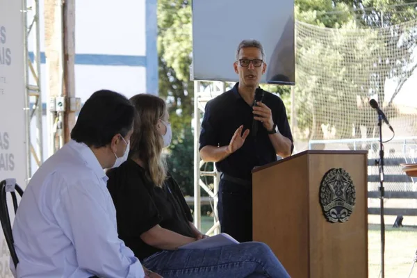 Governador apresenta conjunto de obras para Pompéu e região da Bacia do Paraopeba