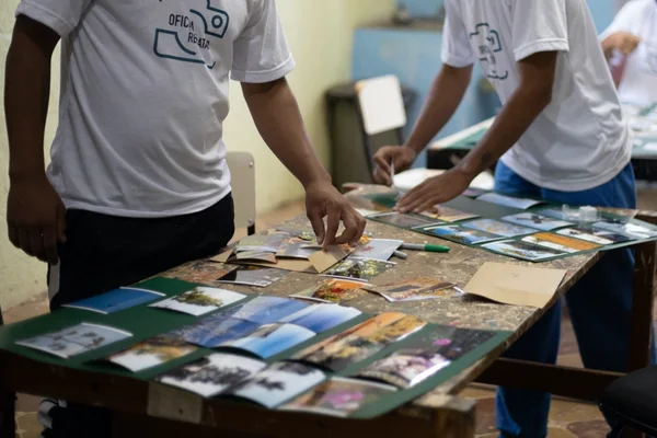 Jovens do Sistema Socioeducativo aprendem fotografia