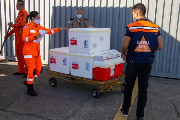 Mais de 840 mil doses de vacinas são distribuídas para Unidades Regionais de Saúde