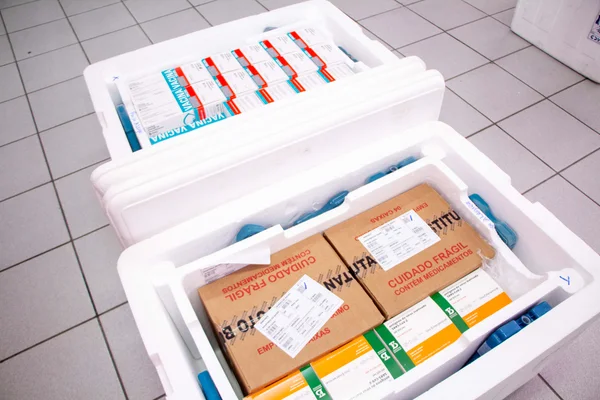 Mais de 840 mil doses de vacinas são distribuídas para Unidades Regionais de Saúde