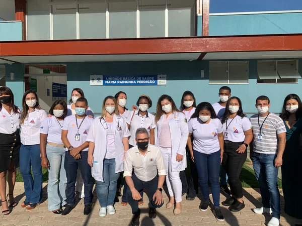 Em Timóteo, Zema participa de inauguração de UBS e entrega títulos de regularização fundiária