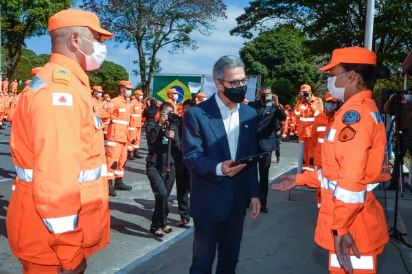 Governandor acompanha formatura de 500 novos soldados do Corpo de Bombeiros Militar de Minas Gerais