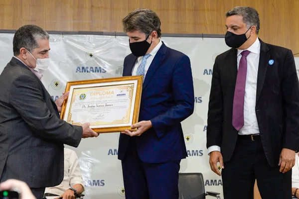 Regularização fundiária é retomada após dez anos paralisada em 11 cidades do Norte de Minas