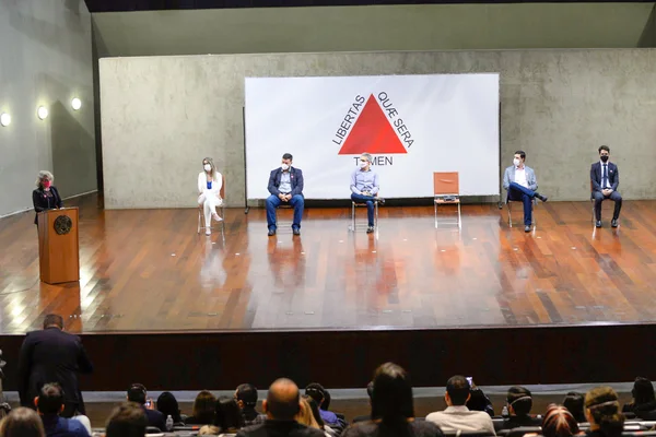 Cerimônia de posse de 180 professores da Universidade do Estado de Minas Gerais