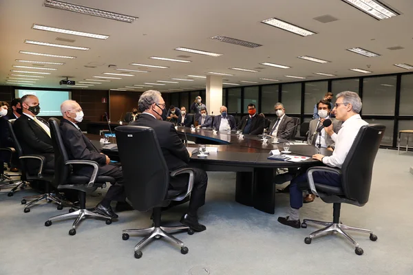 Anúncio de investimento para o município de Curvelo