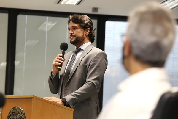 Anúncio de investimento para o município de Curvelo