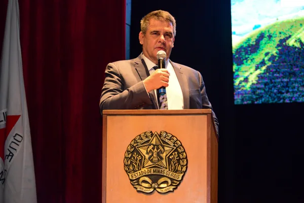 Governador Romeu Zema apresenta detalhes do repasse de R$ 1,5 bilhão destinado aos 853 municípios