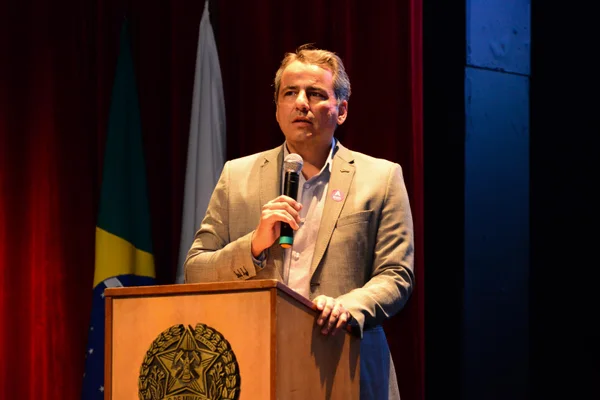 Governador Romeu Zema apresenta detalhes do repasse de R$ 1,5 bilhão destinado aos 853 municípios