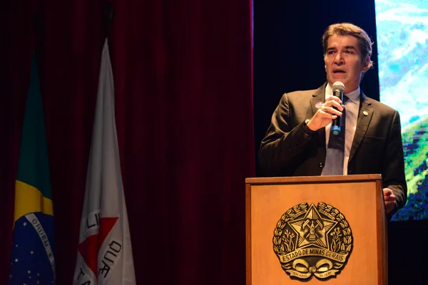 Governador Romeu Zema apresenta detalhes do repasse de R$ 1,5 bilhão destinado aos 853 municípios
