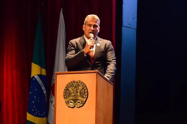 Governador Romeu Zema apresenta detalhes do repasse de R$ 1,5 bilhão destinado aos 853 municípios